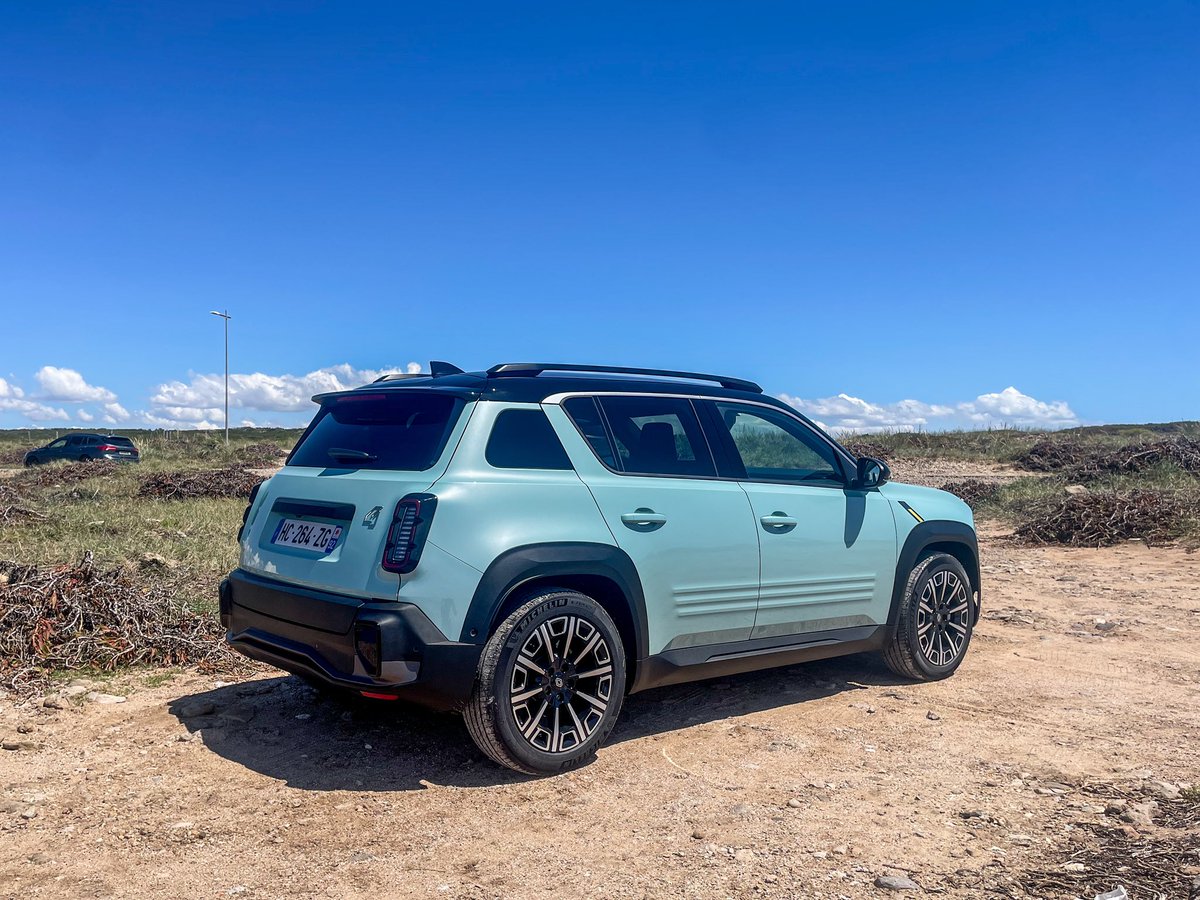 Murray Scullion tweet media