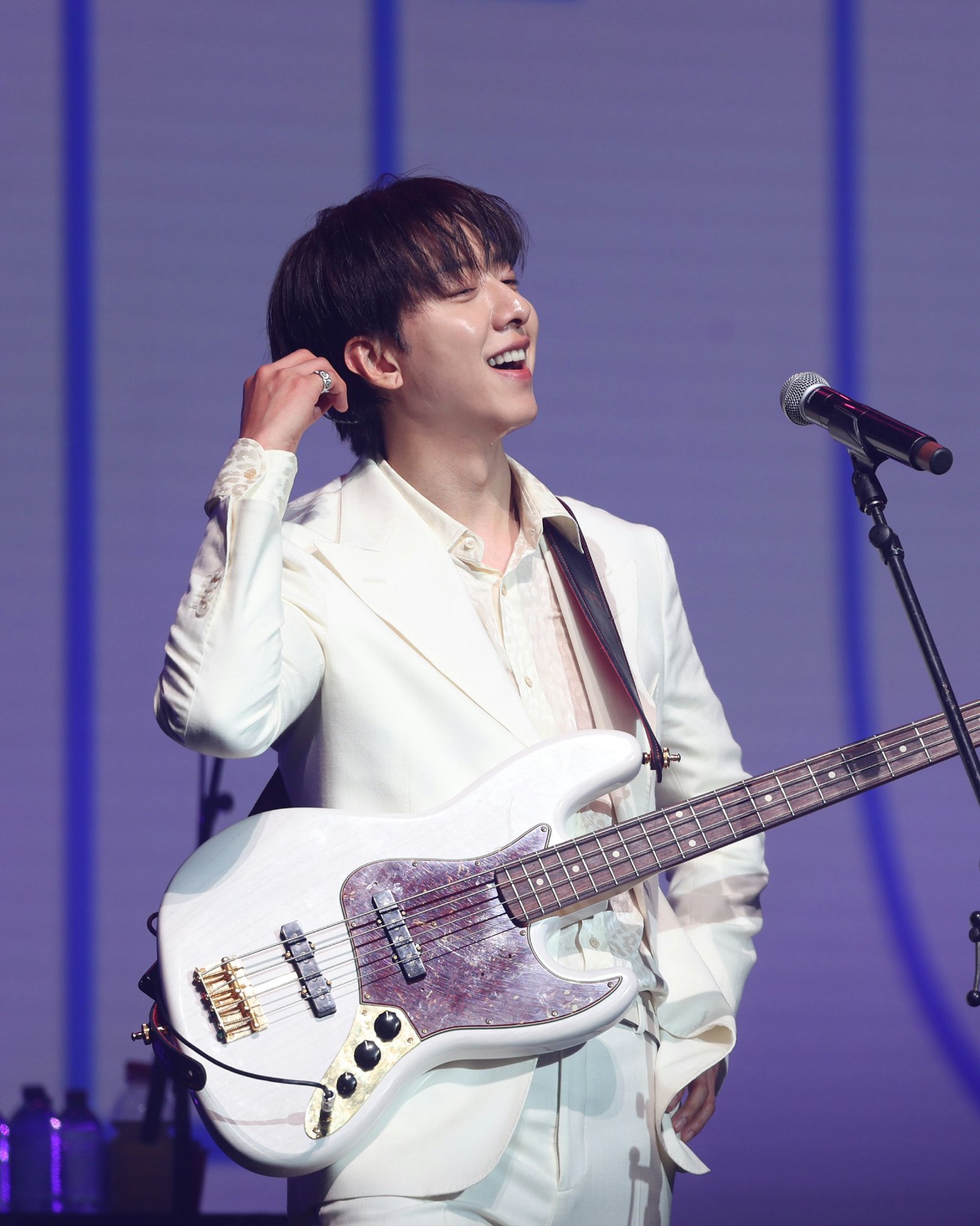Lee Jungi  写真集「GOOD &amp; BYE,BOY」 PHOTOISM X LEE JUNG SHIN ARTIST FRAME OPEN ! The <LEE JUNG