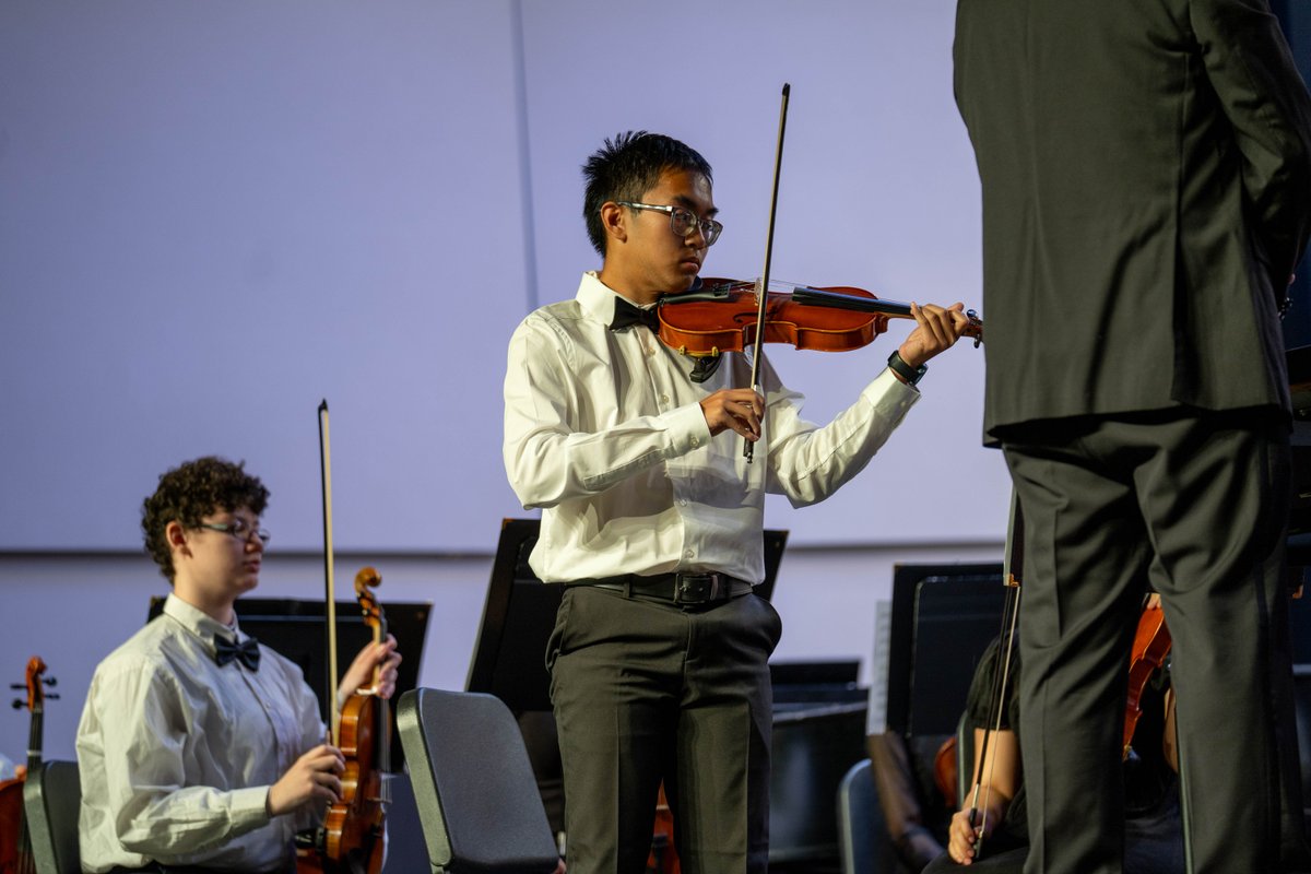🎻 An evening of Music! Last night was an amazing time at our Spring High School Orchestra Concert! Make sure to support the rest of our spring concerts!