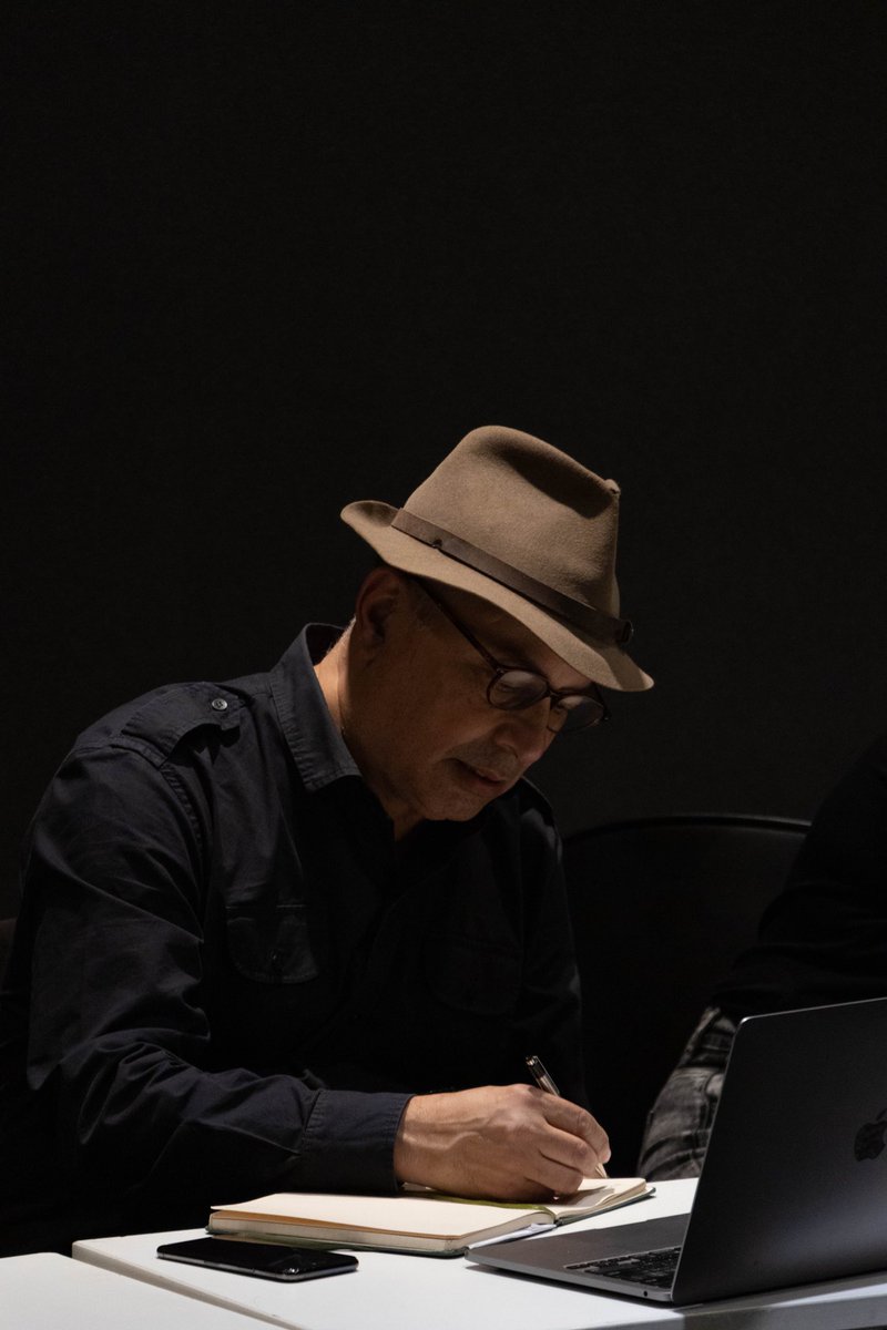 Andrés Di Tella (@andres_ditella) on Twitter photo Días intensos e iluminadores de seminario con Marta Mateus, extraordinaria cineasta portuguesa.
#ProgramaDeCine
<a href="/ARTE_DiTella/">ARTE Di Tella</a> <a href="/utditella/">Universidad Torcuato Di Tella</a>
<a href="/VaivemCine/">VAIVEM</a> Días intensos e iluminadores de seminario con Marta Mateus, extraordinaria cineasta portuguesa.
#ProgramaDeCine
<a href="/ARTE_DiTella/">ARTE Di Tella</a> <a href="/utditella/">Universidad Torcuato Di Tella</a>
<a href="/VaivemCine/">VAIVEM</a>
