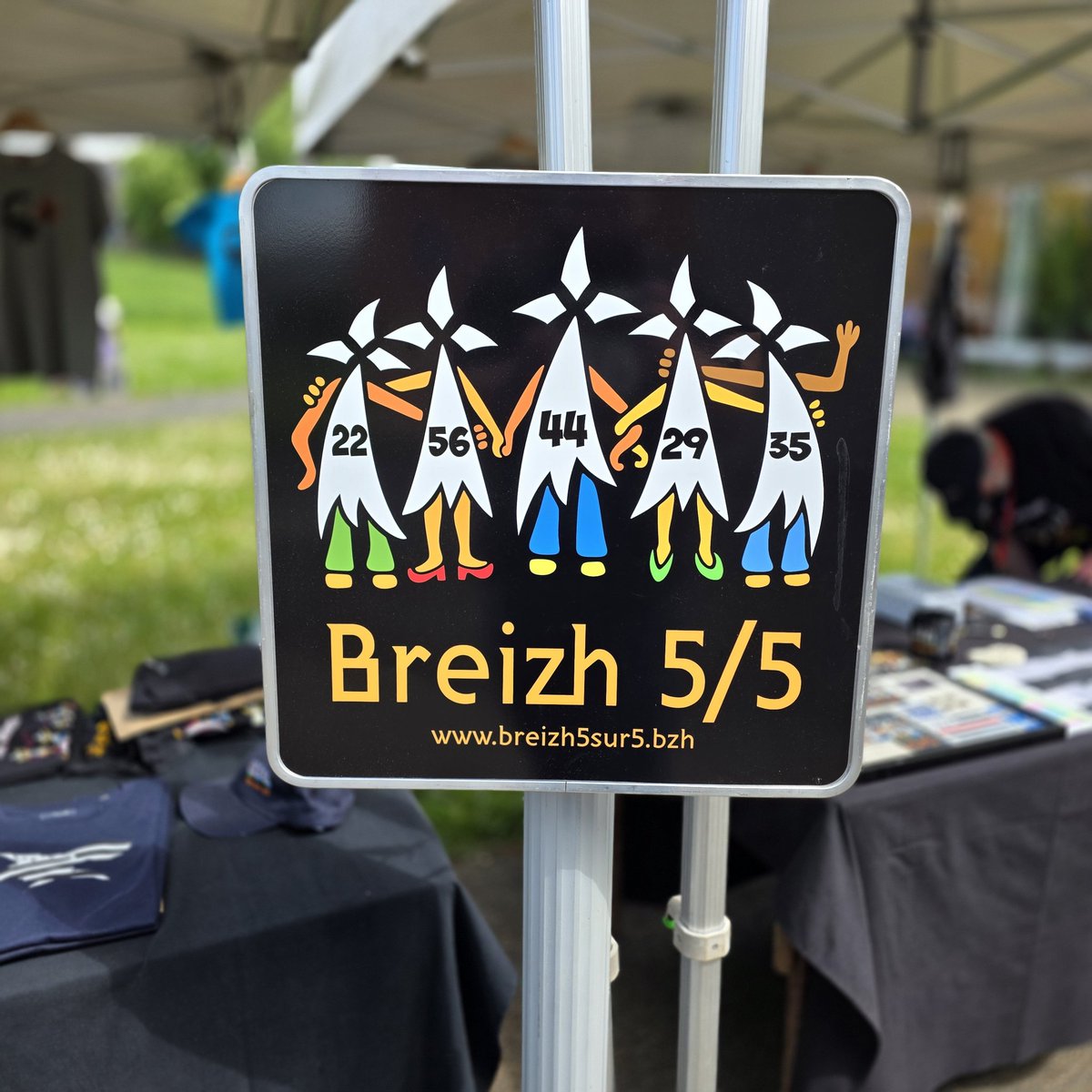 Étienne Gruenais 𝍎𝌆 tweet media