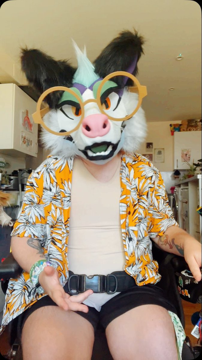 Jamble_trashfox's tweet photo. Summer suiting 🥵 
Staying cool indoors for today, mixing medical issues and public suiting with this heat is a bit too much 😵‍💫 but enjoy this Jamble fit check! Thinking of drawing this! 
#furry #fursuiter #fursuitmaker #ukfurry https://t.co/xitkB9zqob