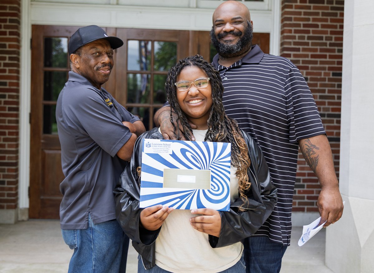 LSMSA's tweet image. Huge congratulations to Kalee S., of Gonzales, who learned that she's been accepted to attend #LSMSA while visiting campus today. 🙌 

There's still time to apply for the Fall '25 semester: ow.ly/3PR850VKOep