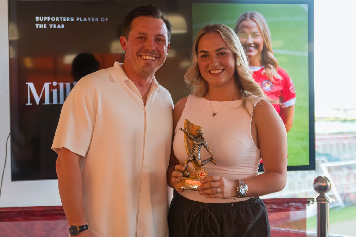 EUFCofficial's tweet image. Last night was our annual player sponsors' presentation at the Kuflink Stadium where our Fleet men and women’s squads handed over their signed shirts to the companies and individuals who have backed them through the campaign. 

Also during the evening, the annual awards were made…