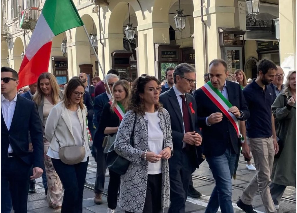 Andrea Giorgis (@giorgis65) on Twitter photo Buon #PrimoMaggio ! Un #PrimoMaggio di Festa e di rinnovato impegno perché il #lavoro, su cui si fonda la nostra Repubblica, sia un lavoro che dà #libertà e non morte, un lavoro che fa progredire la società e non genera disuguaglianze e marginalità.
<a href="/SenatoriPD/">Senatori Pd</a> <a href="/pdnetwork/">Partito Democratico 🇮🇹 🇪🇺</a> Buon #PrimoMaggio ! Un #PrimoMaggio di Festa e di rinnovato impegno perché il #lavoro, su cui si fonda la nostra Repubblica, sia un lavoro che dà #libertà e non morte, un lavoro che fa progredire la società e non genera disuguaglianze e marginalità.
<a href="/SenatoriPD/">Senatori Pd</a> <a href="/pdnetwork/">Partito Democratico 🇮🇹 🇪🇺</a>