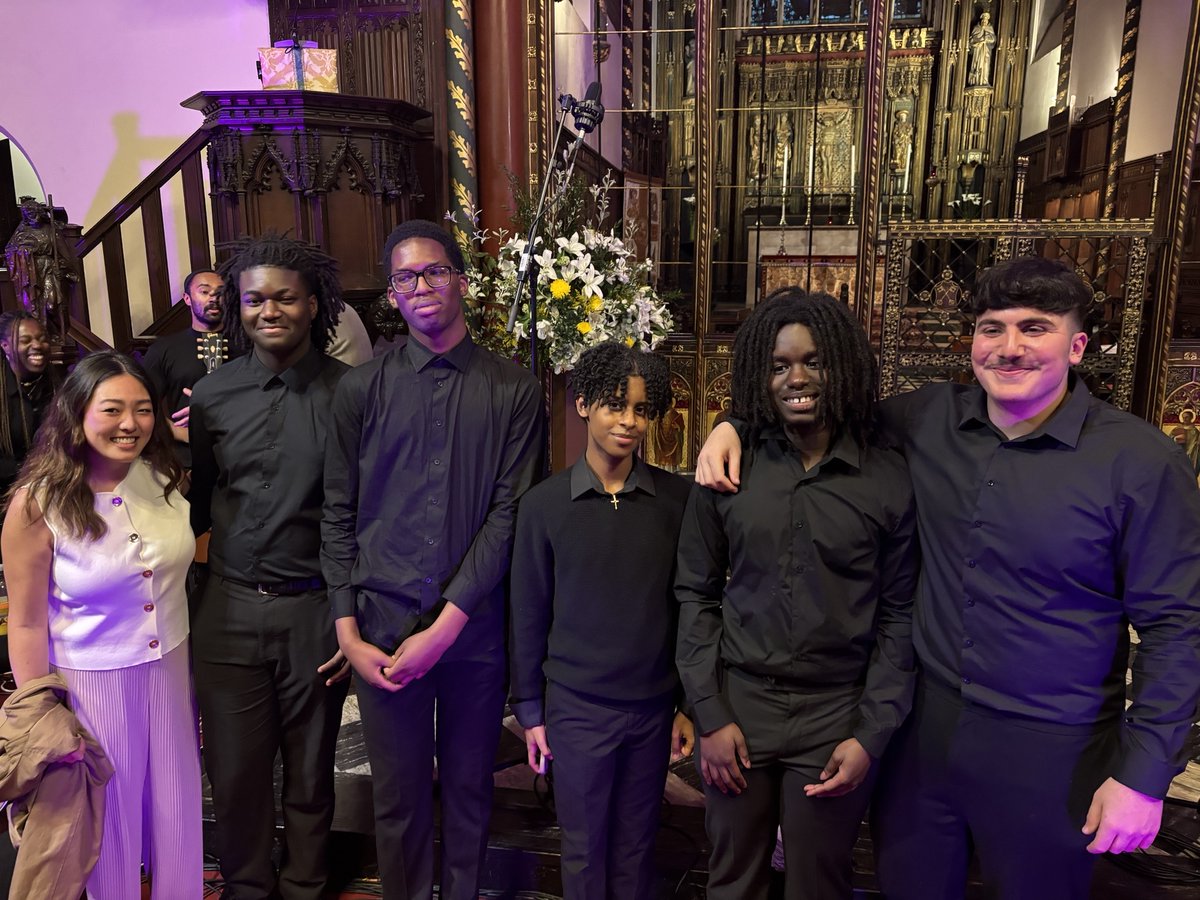 Our students joined the Inner Voices Gala Concert at St Paul’s, performing alongside young talent from across London, including the world premiere of 'In a Soundless Space' by Emma Pascoe. 👏

Read more here: shorturl.at/1j2Qi