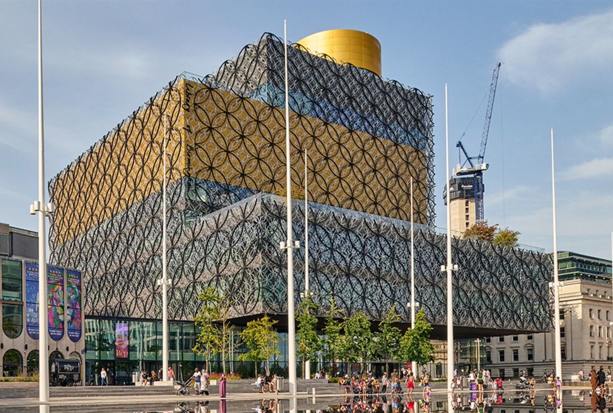 NIAA Research (@niaaresearch) on Twitter photo Have you heard? 👀
Anaesthesia Research is BACK and this year we'll be in Birmingham <a href="/LibraryofBham/">LibraryofBirmingham</a>
Join us 27-28 November BOOKINGS NOW OPEN
rcoa.ac.uk/events/anaesth…
<a href="/RCoA_CRI/">RCoA Centre for Research & Improvement</a> <a href="/POMCTN/">POMCTN</a> <a href="/BJA_Research/">ARS & BJA Research Forum</a> <a href="/BJAJournals/">British Journal of Anaesthesia</a> <a href="/Assoc_Anaes/">Association of Anaesthetists</a> <a href="/RAFTrainees/">RAFT</a> <a href="/RCoANews/">Royal College of Anaesthetists</a> <a href="/yeung_joyce/">Joyce</a> <a href="/rmoonesinghe/">Ramani</a> Have you heard? 👀
Anaesthesia Research is BACK and this year we'll be in Birmingham <a href="/LibraryofBham/">LibraryofBirmingham</a>
Join us 27-28 November BOOKINGS NOW OPEN
rcoa.ac.uk/events/anaesth…
<a href="/RCoA_CRI/">RCoA Centre for Research & Improvement</a> <a href="/POMCTN/">POMCTN</a> <a href="/BJA_Research/">ARS & BJA Research Forum</a> <a href="/BJAJournals/">British Journal of Anaesthesia</a> <a href="/Assoc_Anaes/">Association of Anaesthetists</a> <a href="/RAFTrainees/">RAFT</a> <a href="/RCoANews/">Royal College of Anaesthetists</a> <a href="/yeung_joyce/">Joyce</a> <a href="/rmoonesinghe/">Ramani</a>