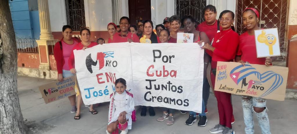 ConLaFuerzaDeLaUnidad !Viva el 1ro de Mayo ¡
#VivaElPrimeroDeMayo 
#PorCubaJuntosCreamos
<a href="/Yamilet50088609/">Yamilet Herrera</a>
 <a href="/CubaMined/">MINED</a>  <a href="/coralia_saez/">Coralia Ruiz Sàez</a> <a href="/FarinaEstevez/">Yoandry Fariña Estévez</a> <a href="/Dme_Ranchuelo/">DME RANCHUELO</a>  <a href="/MenendezRiveros/">Carlos Rivero Menéndez</a> <a href="/dpevillaclara/">DGEP Villa Clara</a>