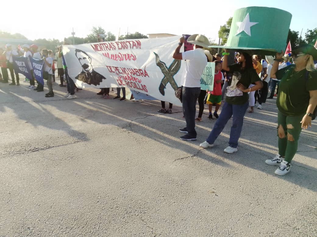 CMKXDigital's tweet image. Este #1DeMayo trabajadores junto a sus familiares del costero municipio de #Pilón ratificaron su apoyo a la #RevoluciónCubana en un colorido desfile. 
#ProvinciaGranma 
#PorCubaJuntosCreamos 
#Cuba 
📸Annerys Fonseca  Periodistas de CMKX Radio Bayamo