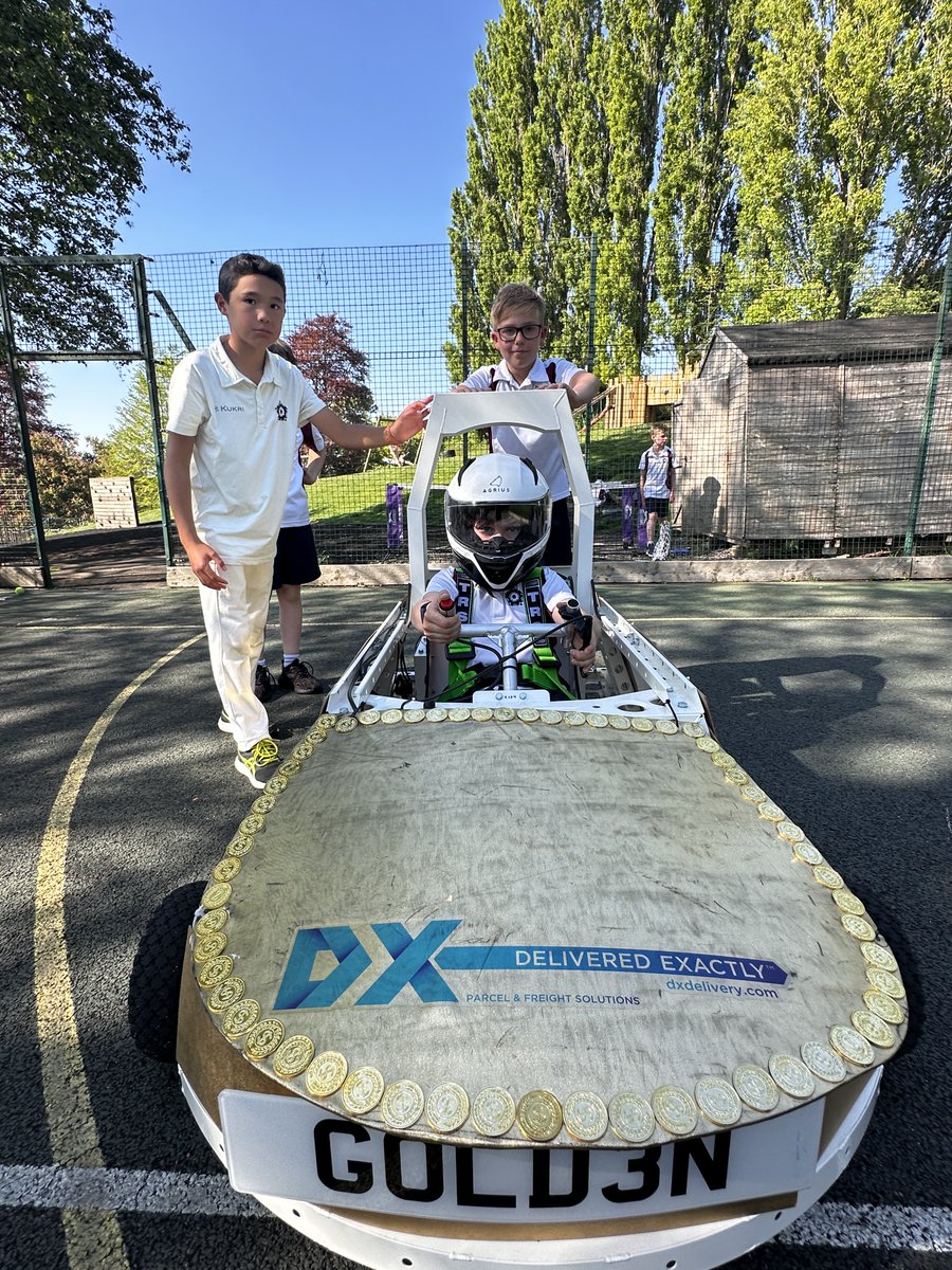 KESBathJunior's tweet image. We are nearly ready for our Greenpower race day on Saturday. The build stage of our electric go-karts is complete, so now its time to perfect our starts and driving skills!