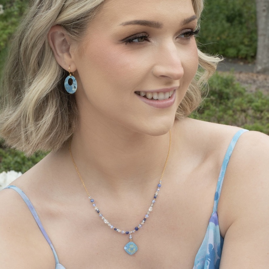 ShopBeJeweled's tweet photo. 💕 🎀 Discover Our Exciting Mother's Day Gift Guide! - https://t.co/HjJMNuWbhI https://t.co/QUD7fck8uv