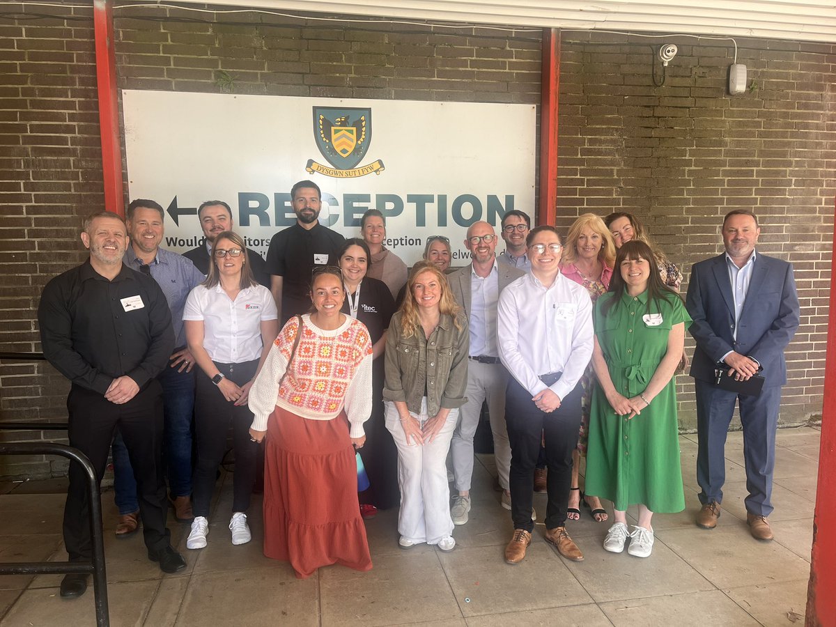 Bryntirion Skills Mr Rowe (@bryntirionscc) on Twitter photo Bryntirion Dragons’ Den Heats 2025
Today all our Year 9 pupils entered our Dragons’ Den, pitching their team businesses, products and services in support of <a href="/Velindre/">Velindre Cancer Charity</a> fundraising💚
A huge WELL DONE to all pupils, incredibly detailed and creative presentations throughout the day Bryntirion Dragons’ Den Heats 2025
Today all our Year 9 pupils entered our Dragons’ Den, pitching their team businesses, products and services in support of <a href="/Velindre/">Velindre Cancer Charity</a> fundraising💚
A huge WELL DONE to all pupils, incredibly detailed and creative presentations throughout the day