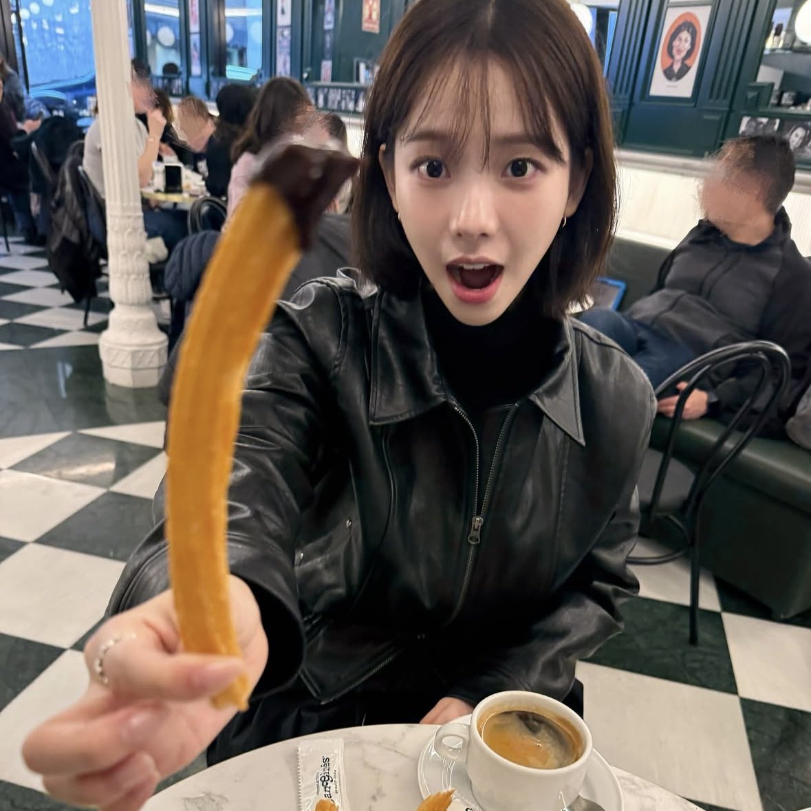 吉拿棒✨✨✨

#aespa #에스파
#Karina #카리나
#Whiplash #aespaWhiplash