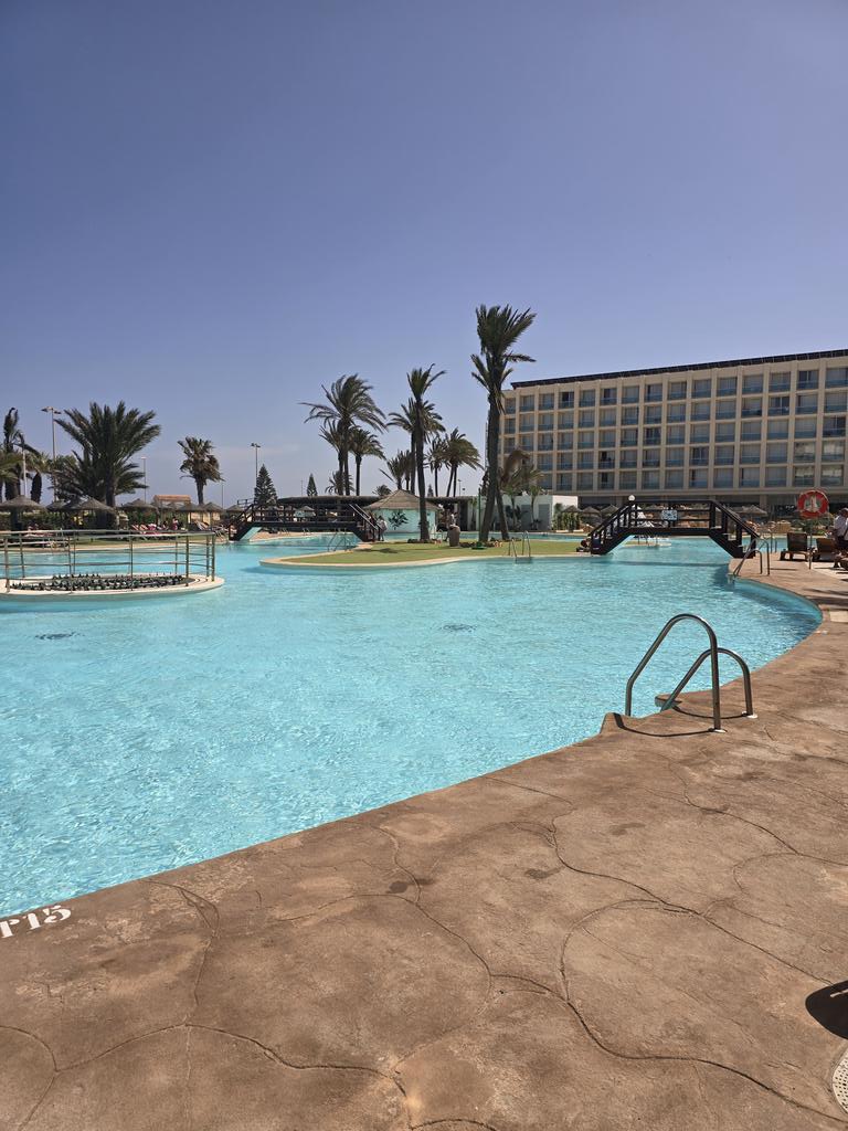 Just arrived in Roquetas. 2 days to the <a href="/killer_chess/">Killer Chess Training</a> in-person training camp!
kctchesscamps.com