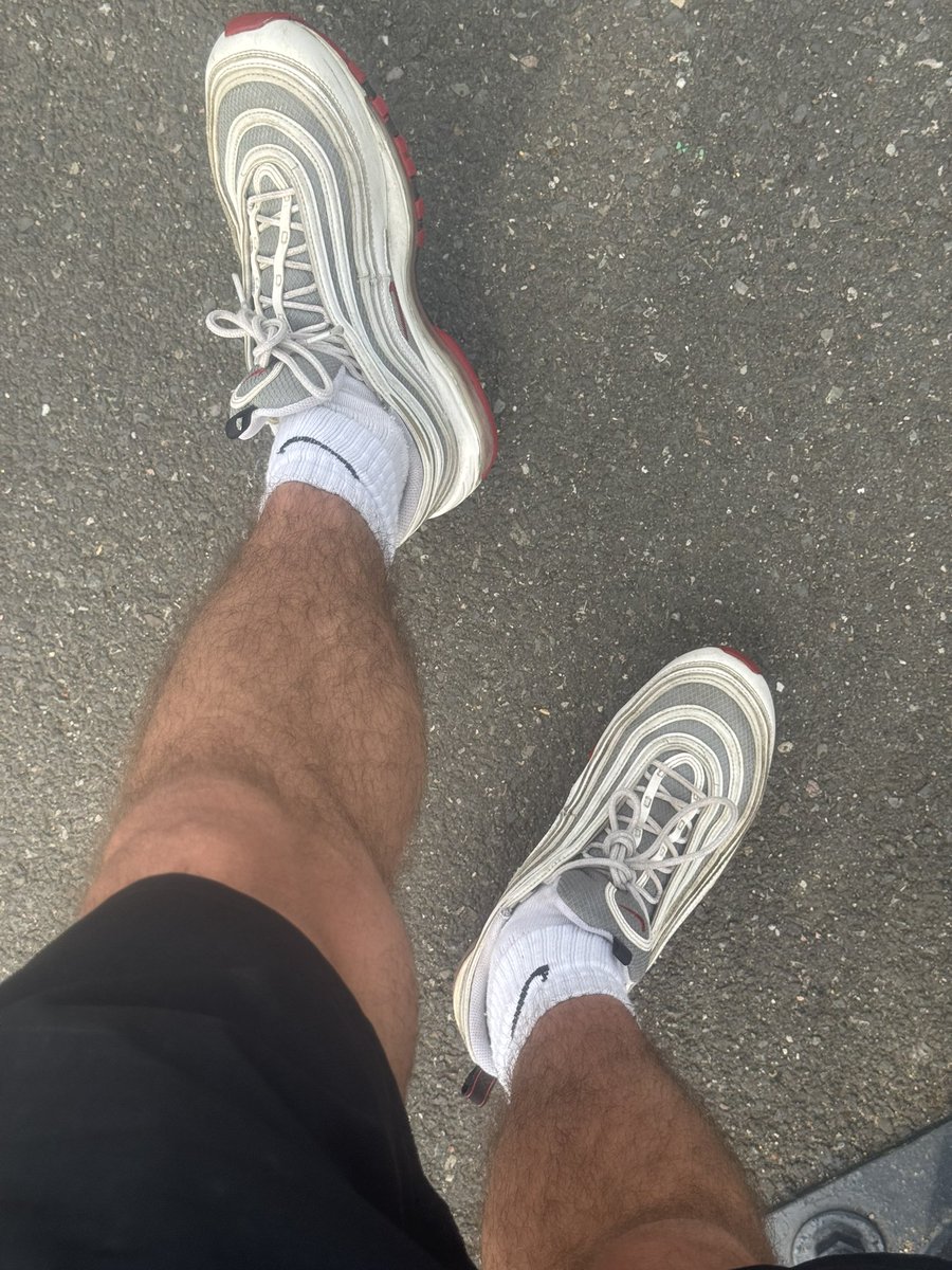 Central London’s boiling. 
My stinking trainers &amp; soaked white socks reek of dominance. 

Who’s coming to hand over their cash like a good boy? Don’t make Me wait.