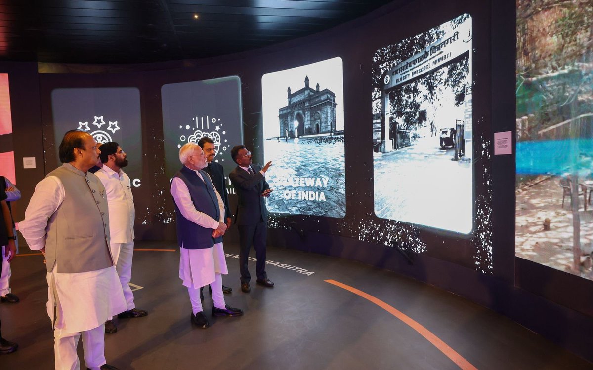 Narendra Modi tweet media