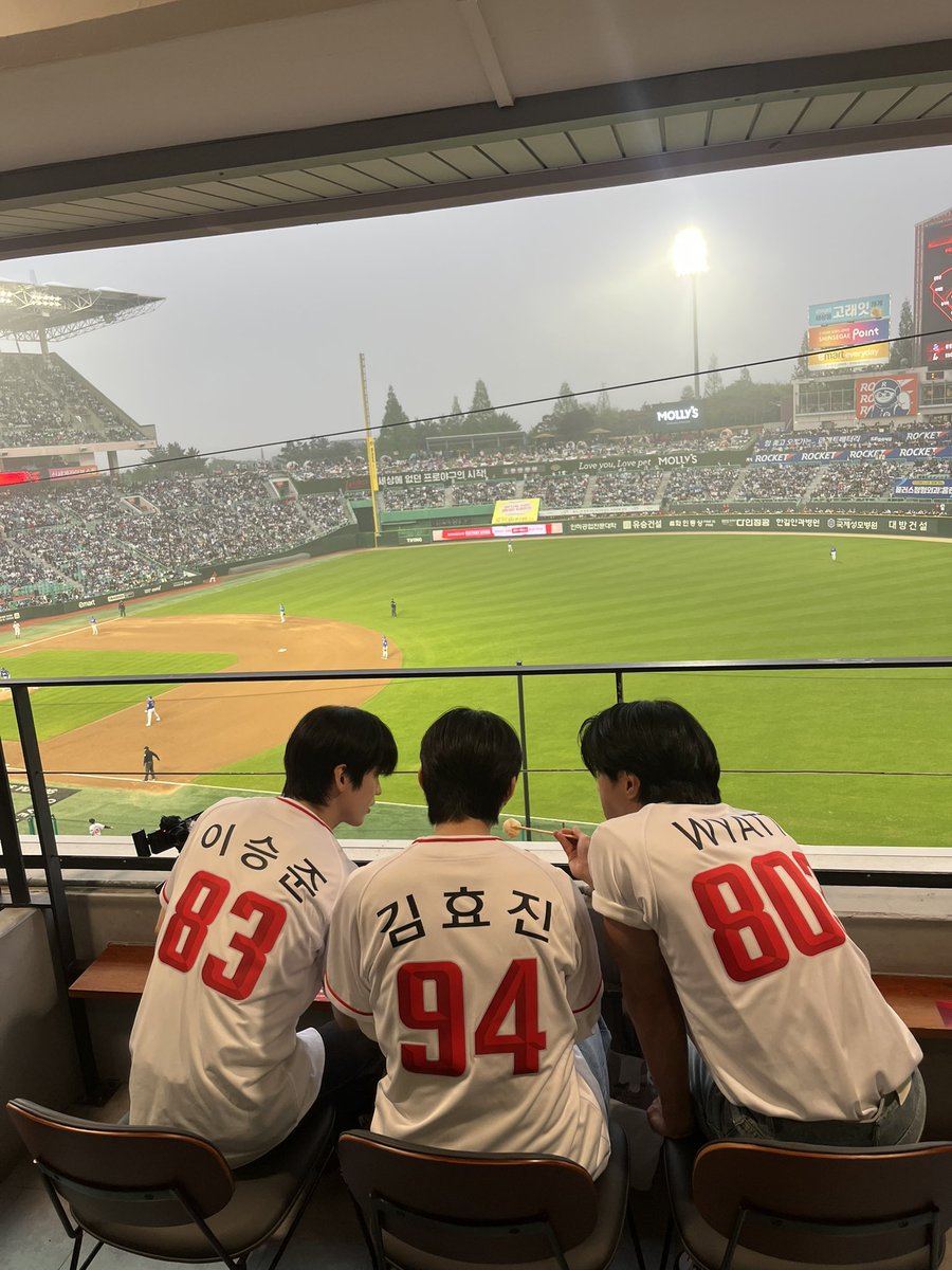 세상이 이만큼 동글동글하면 좋겠어요