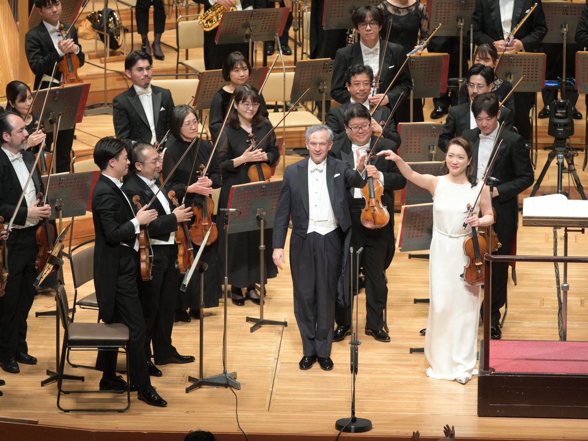 #N響 第2037回 定期公演 Bプログラム 1日目
2025年5月1日(木)
#サントリーホール

#nhkso #FabioLuisi #Mahler #Berg #MakiMori #AkikoSuwanai

指揮：#ファビオ・ルイージ
ヴァイオリン：#諏訪内晶子

― N響ヨーロッパ公演2025 プログラム ―
#ベルク／ヴァイオリン協奏曲