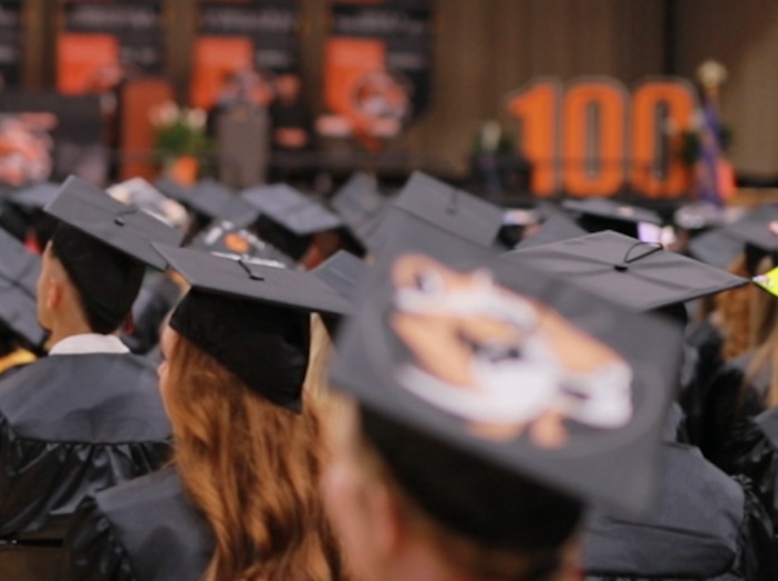 🎓 Cowley College's 102nd Commencement Ceremony 🎓

📅 Saturday, May 10, 2025
🕙 10:00 AM | 📍 W.S. Scott Auditorium, Arkansas City, KS

Get details at cowley.edu/news/05012025-…

Let’s honor the Class of 2025 and their incredible journey! 🎉