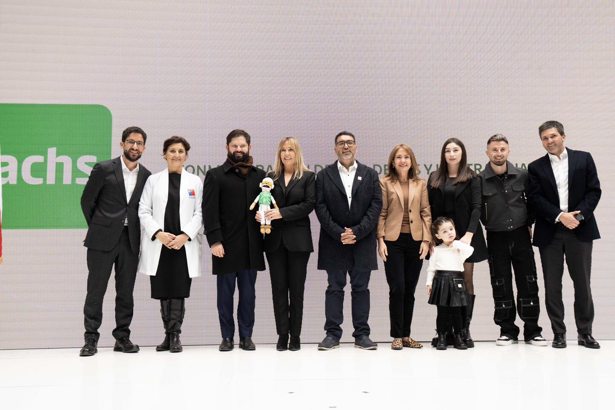 Es un orgullo rendir nuevamente homenaje a todos los trabajadores y trabajadoras de Chile, quienes hacen posible que nuestro país crezca y se desarrolle. Por todos ellos, hemos trabajado para:

✅ Reducir la jornada laboral a 40 horas.
✅ Alza del salario mínimo de $350 mil a