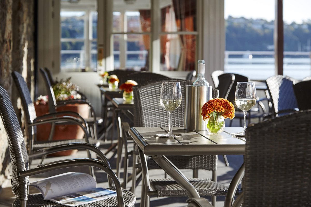 🌞 Join us at The Wharf Tavern – the perfect spot to unwind in the sunshine with delicious food and drinks! View our full menu at tridenthotel.com. Best of luck to everyone taking part in the Kinsale Rugby 7s this weekend! 🏉🎉

#Kinsale #Cork #Ireland #KinsaleRugby7s