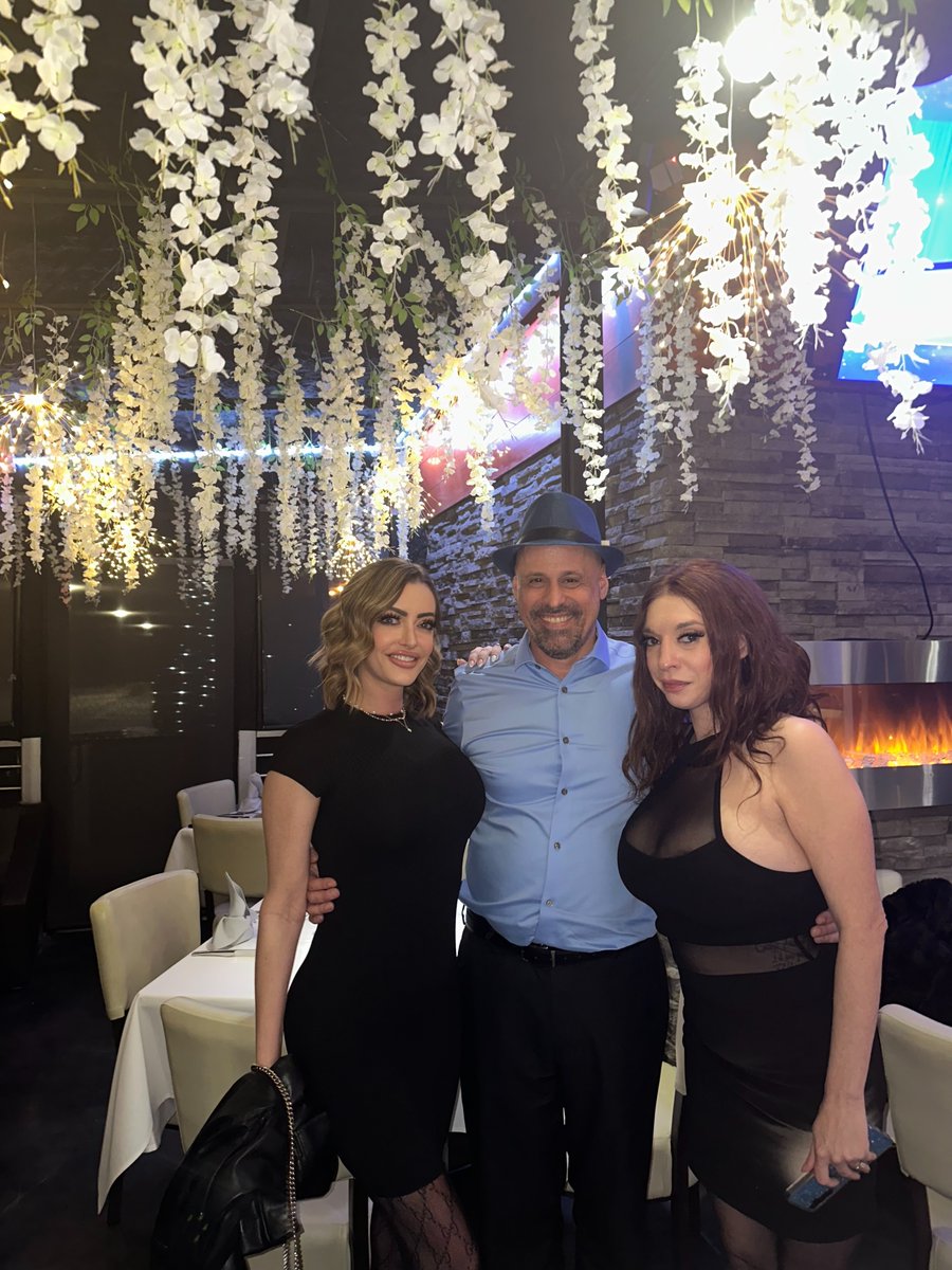 Good times with friends! 🤗🥳🤫