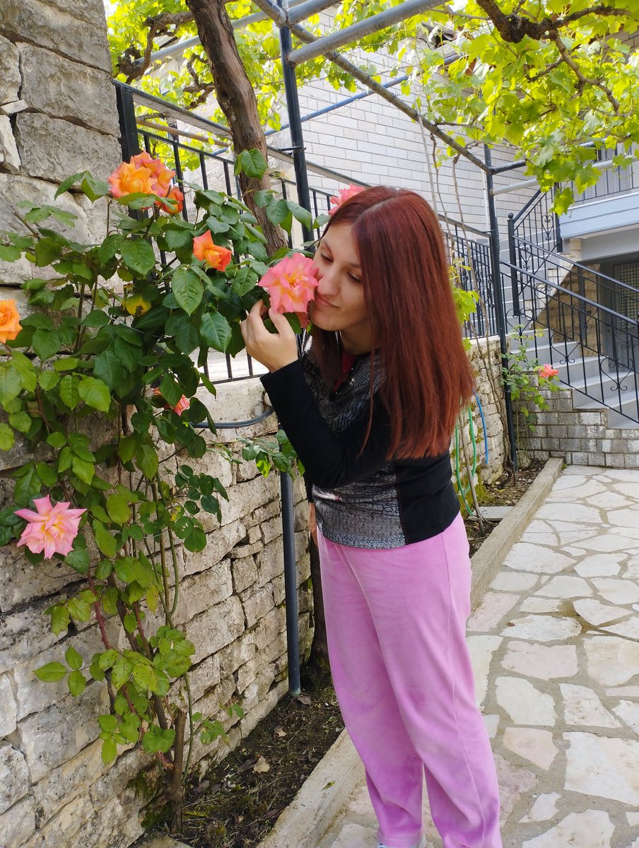 AlikiMarina's tweet image. Πήραμε την πιστοποίηση και τώρα χαλαρά πιάσαμε τον Μάη με χαρά @KatPanagopoulou αύριο μαζί σου αστέρι 🌟🌟🌟🌟🌟🌟🌟🌟🌟🌟🌟🌟🌟