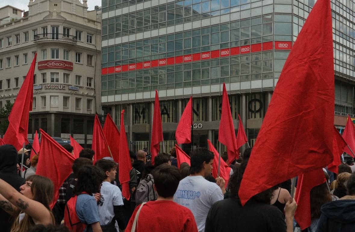 lau ★ ☭ tweet media