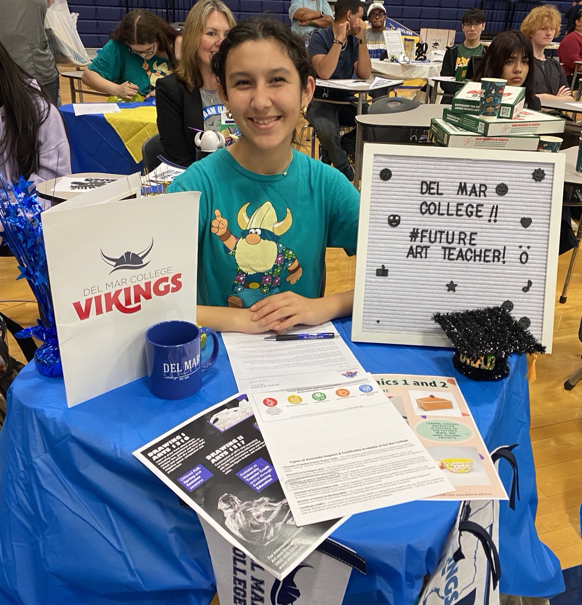 Leanne Libby, APR (@leannejlibby) on Twitter photo Had a blast β¦<a href="/VMHSEagles/">Veterans Memorial HS</a>β© Senior Signing Day! Congrats to Kennedy and her classmates! Hey, β¦<a href="/DelMarCollege/">Del Mar College</a>β©, sheβs coming your way, but then β¦<a href="/CCISD/">CCISD</a>β© is going to want this future art teacher back! #CCISDproud ππ¨π Had a blast β¦<a href="/VMHSEagles/">Veterans Memorial HS</a>β© Senior Signing Day! Congrats to Kennedy and her classmates! Hey, β¦<a href="/DelMarCollege/">Del Mar College</a>β©, sheβs coming your way, but then β¦<a href="/CCISD/">CCISD</a>β© is going to want this future art teacher back! #CCISDproud ππ¨π