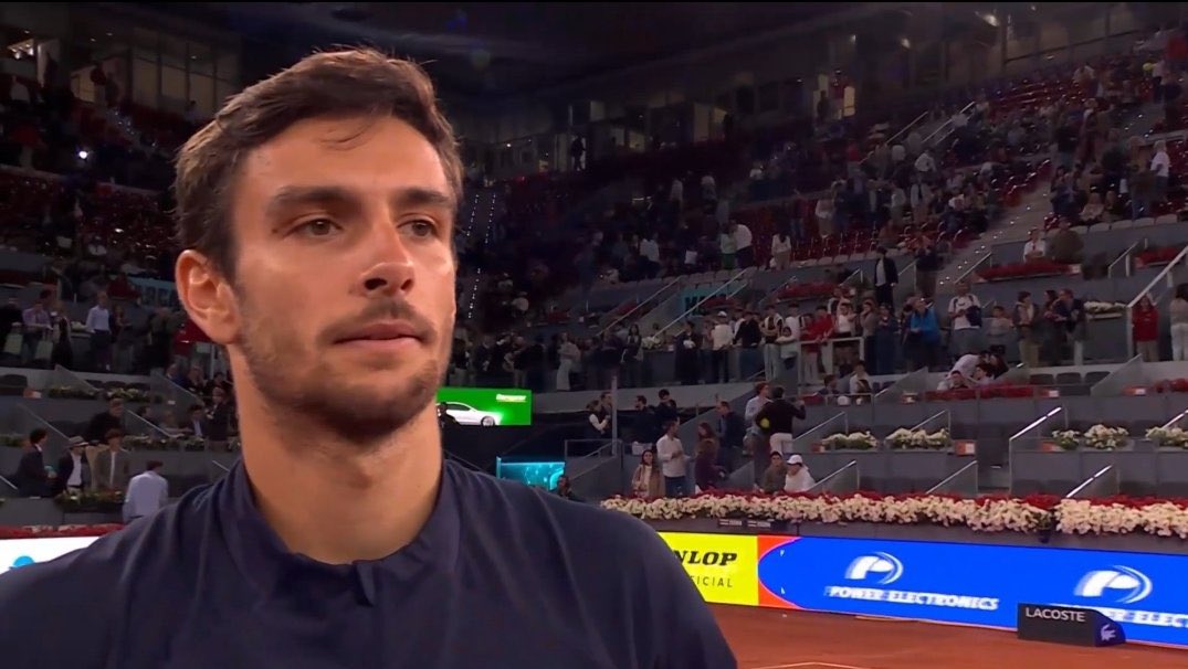 Musetti on facing Jack Draper next in Madrid SF

“I looked to try and find evidence of you beating Draper on the tour.. next gen finals.. in juniors.. I couldn’t find any. Help me out” 😂

Lorenzo: “I never beat him (smiling). But I always say there’s always a first time.