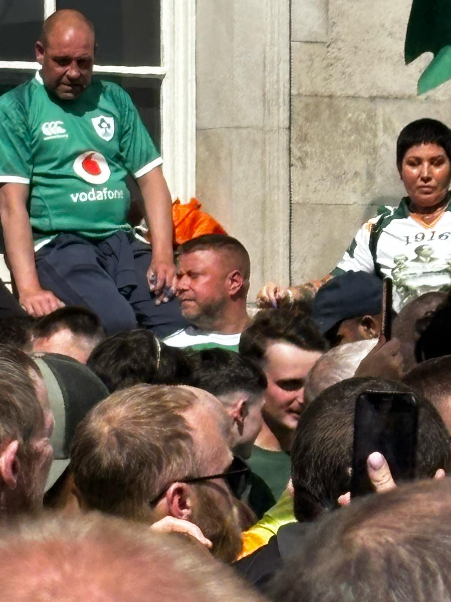 KennedyAk47's tweet photo. @EXECUTIVESTEVE And this food tic tok lad richie wearing a celtic jersey a club formed by immigrants!!! They are a bunch of 🤡 🤡 🤡 https://t.co/9QRLySkvpM