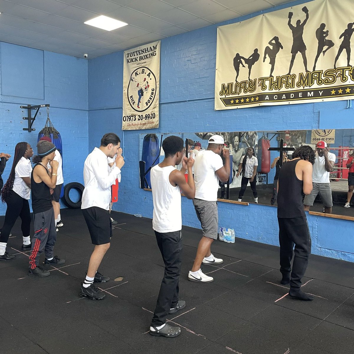 Haringey Learning Partnership (@haringeylp) on Twitter photo Some of our Year 10 students were in the ring this afternoon with <a href="/MarkPrinceOBE/">Dr Mark Prince OBE</a> for their first session of <a href="/TheKPF/">Kiyan Prince Foundation</a> Future Champions programme, a 6-week journey of personal growth, leadership, & positive transformation. 🥊 #ThisIsAP Some of our Year 10 students were in the ring this afternoon with <a href="/MarkPrinceOBE/">Dr Mark Prince OBE</a> for their first session of <a href="/TheKPF/">Kiyan Prince Foundation</a> Future Champions programme, a 6-week journey of personal growth, leadership, & positive transformation. 🥊 #ThisIsAP