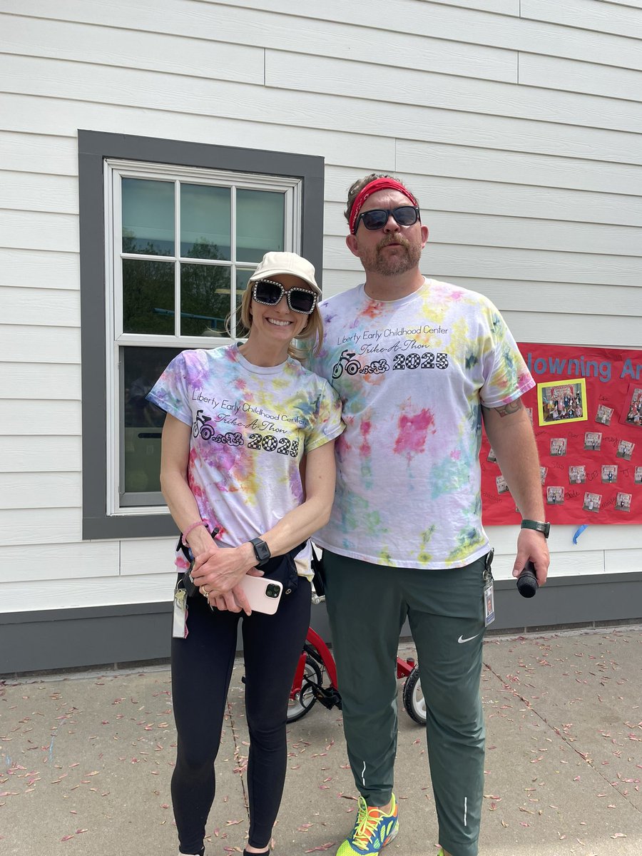 Did someone say it’s National School Principals Day? We sure appreciate ours!They’re the best in the biz! 👊🏻👊🏻