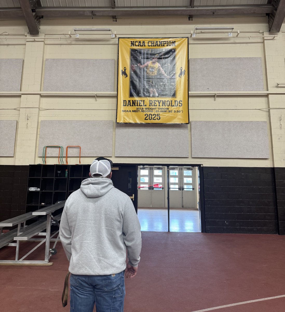 wyo_track's tweet photo. The Champ is Officially in the Rafters 🏆 https://t.co/b5uQNKpw09