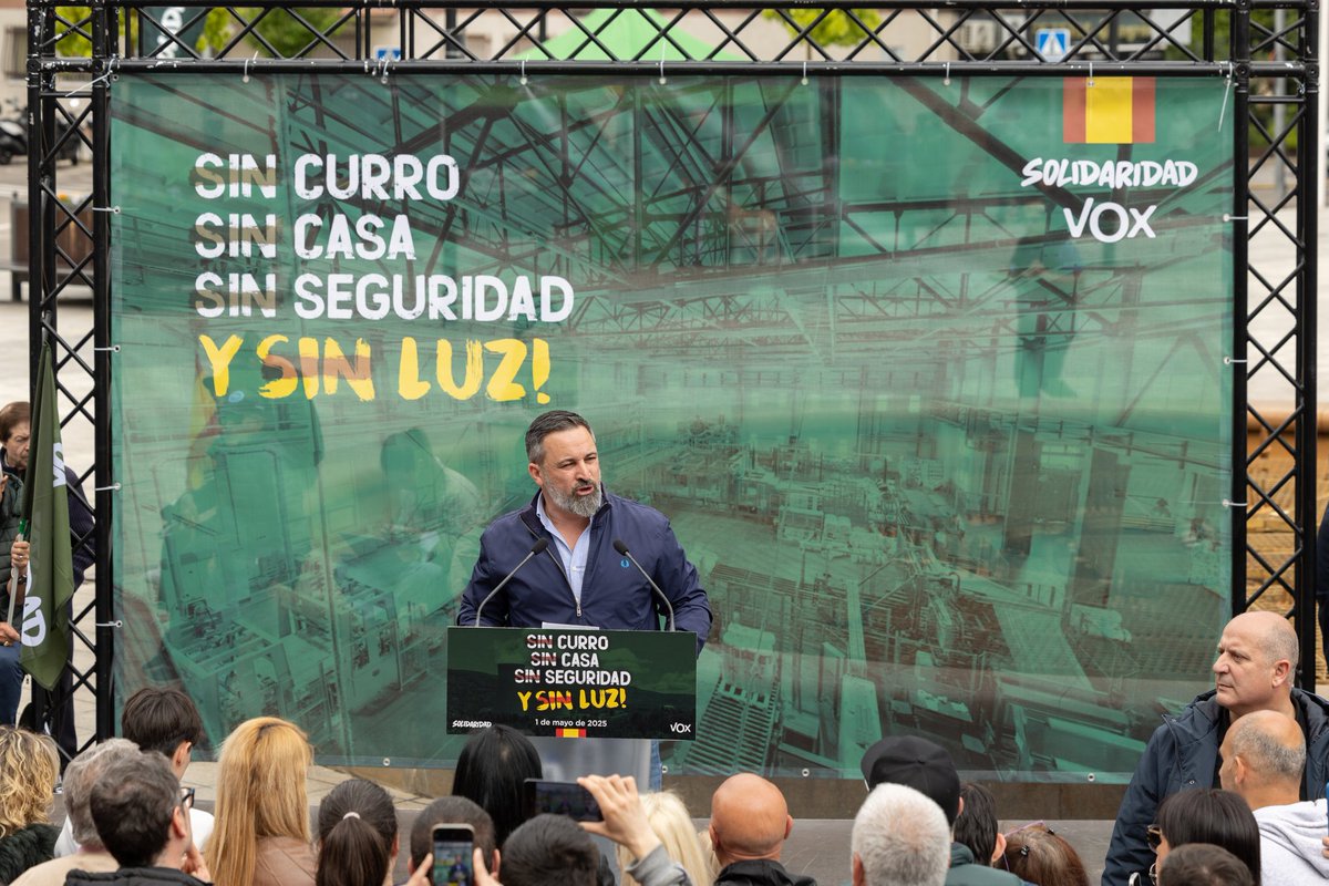 #PrimeroDeMayo
Todos a una contra Sánchez