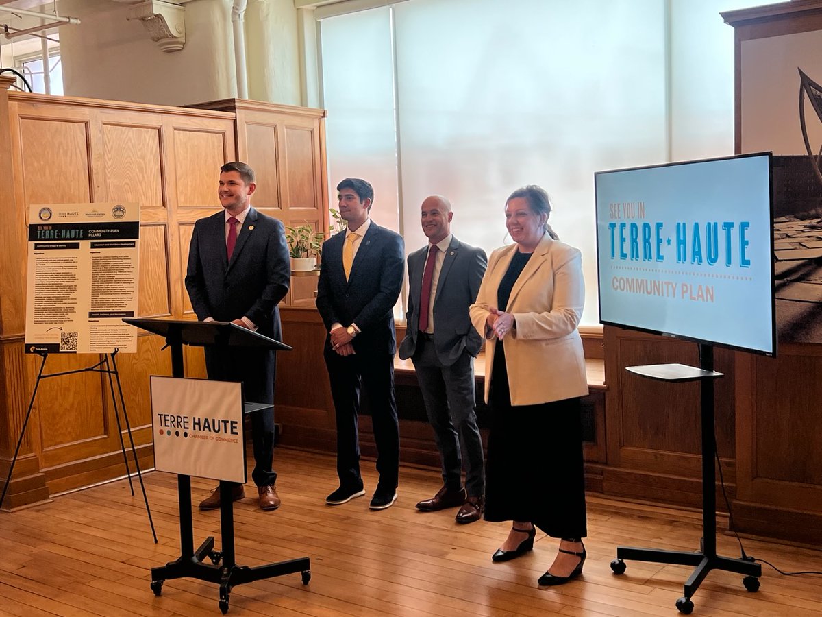 We joined local leaders at the TH Chamber to announce the updated SYITH Community Plan!

This renewed vision prioritizes infrastructure, growth, and quality of life—and reflects our commitment to investing in the future.

📘 Learn more: terrehaute.com/communityplan

#CommunityGrowth