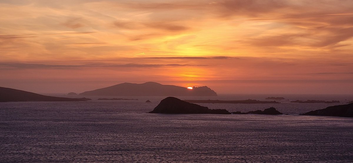 Corca Dhuibne anocht. An Fear Marbh.