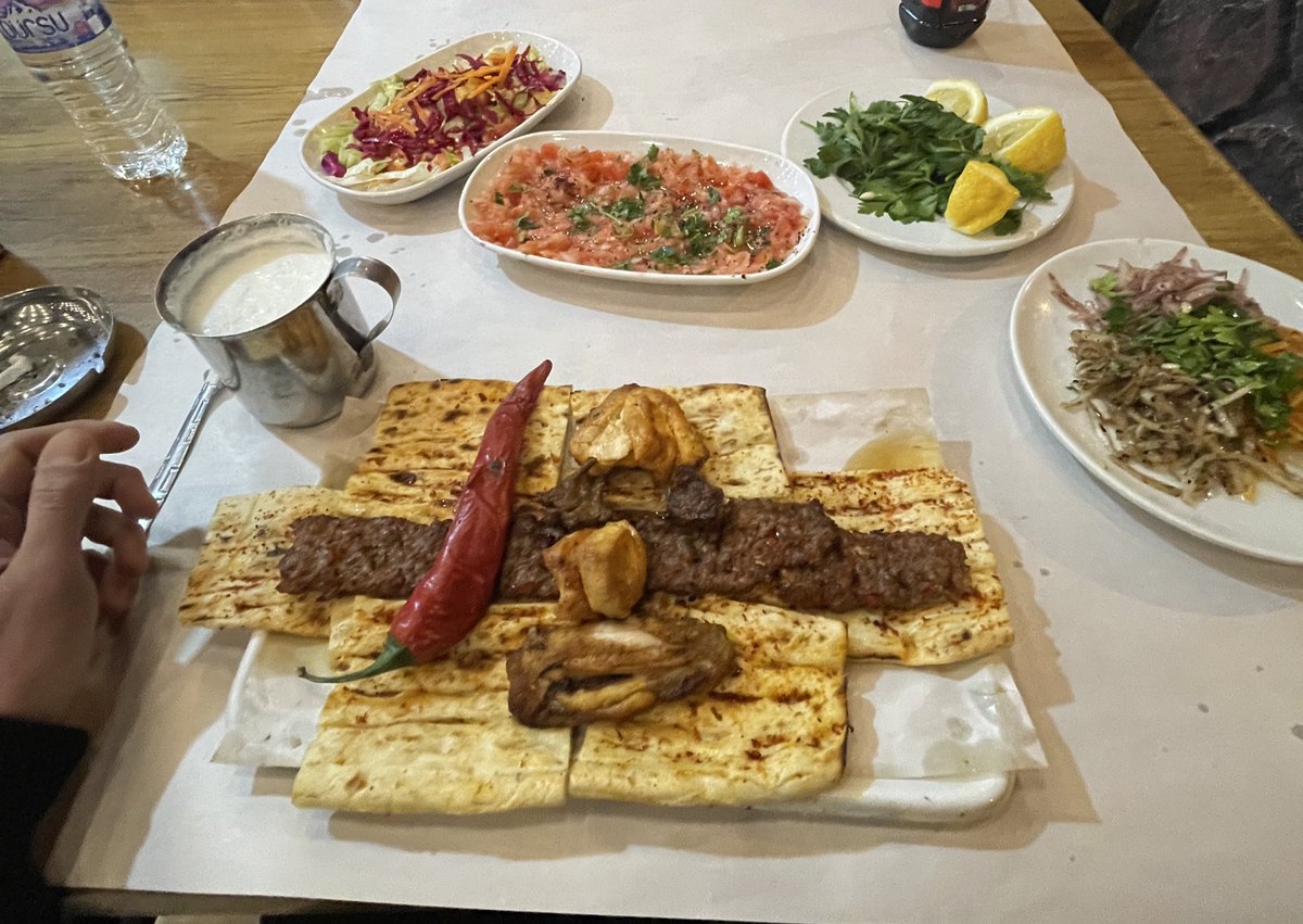 Adana'da şurası 230₺ İstanbul'da boşa yaşıyoruz aq