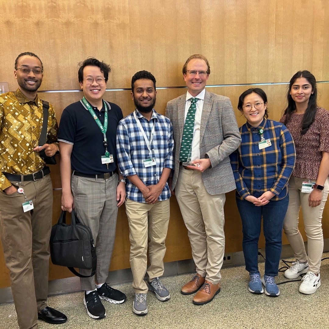 UAB Pathology (@uabpathology) on Twitter photo 🎉 <a href="/AdamWende/">Adam R. Wende, PhD, FAHA</a>, Ph.D., associate professor in the Department of Pathology’s Division of Molecular and Cellular Pathology, has been awarded the senior faculty 2025 <a href="/UABHeersink/">UAB Heersink School of Medicine</a> Dean’s Excellence Award in Mentorship. Congratulations, Dr. Wende! Read more: bit.ly/3GMsIlU 🎉 <a href="/AdamWende/">Adam R. Wende, PhD, FAHA</a>, Ph.D., associate professor in the Department of Pathology’s Division of Molecular and Cellular Pathology, has been awarded the senior faculty 2025 <a href="/UABHeersink/">UAB Heersink School of Medicine</a> Dean’s Excellence Award in Mentorship. Congratulations, Dr. Wende! Read more: bit.ly/3GMsIlU
