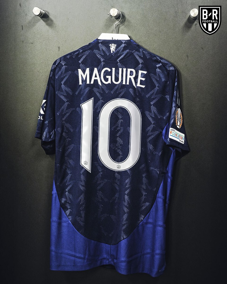 Henry Birgir (@henrybirgir) on Twitter photo 