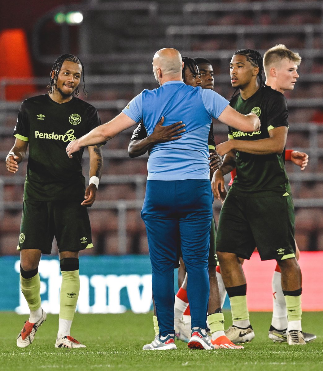 Brentford Academy tweet media