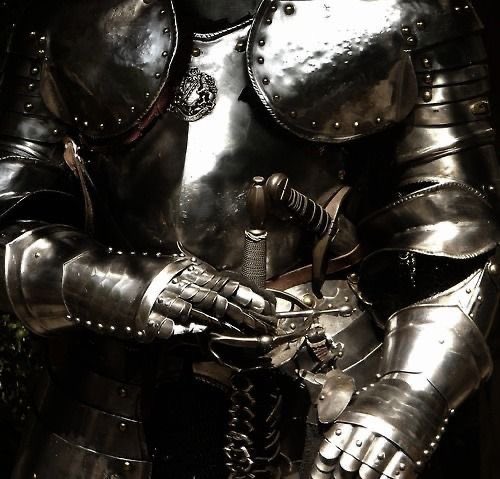 MissSteele77's tweet photo. [3] Levan Johnson
»You need to walk through hell to get the point of life.«
• lore: A knight, raised in the wild by his own. Later adopted by the king and sworn to protect his new younger sister with his life.

~ From my German Project: Rosengold
→ Romantasy
⚔️🤞🏽 https://t.co/4ixnWunBPE