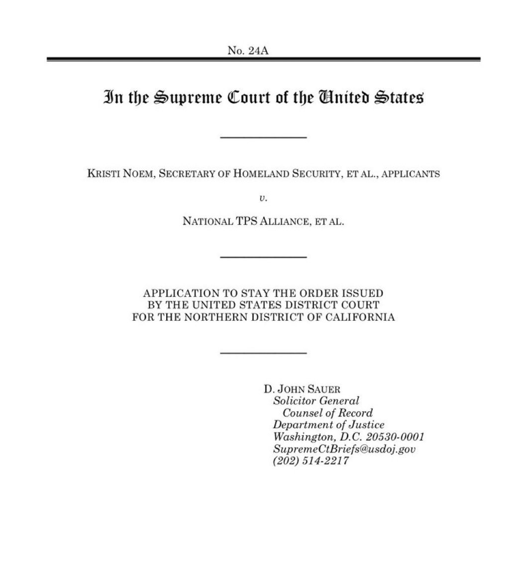 La administración Trump acaba de introducir la apelación ante la Corte Suprema para que reverse la orden de emergencia de protección del estatus de los beneficiarios de TPS Venezolanos dictada por el juez Chen.

Por esto precisamente no podemos pararnos en insultos .

Fé.