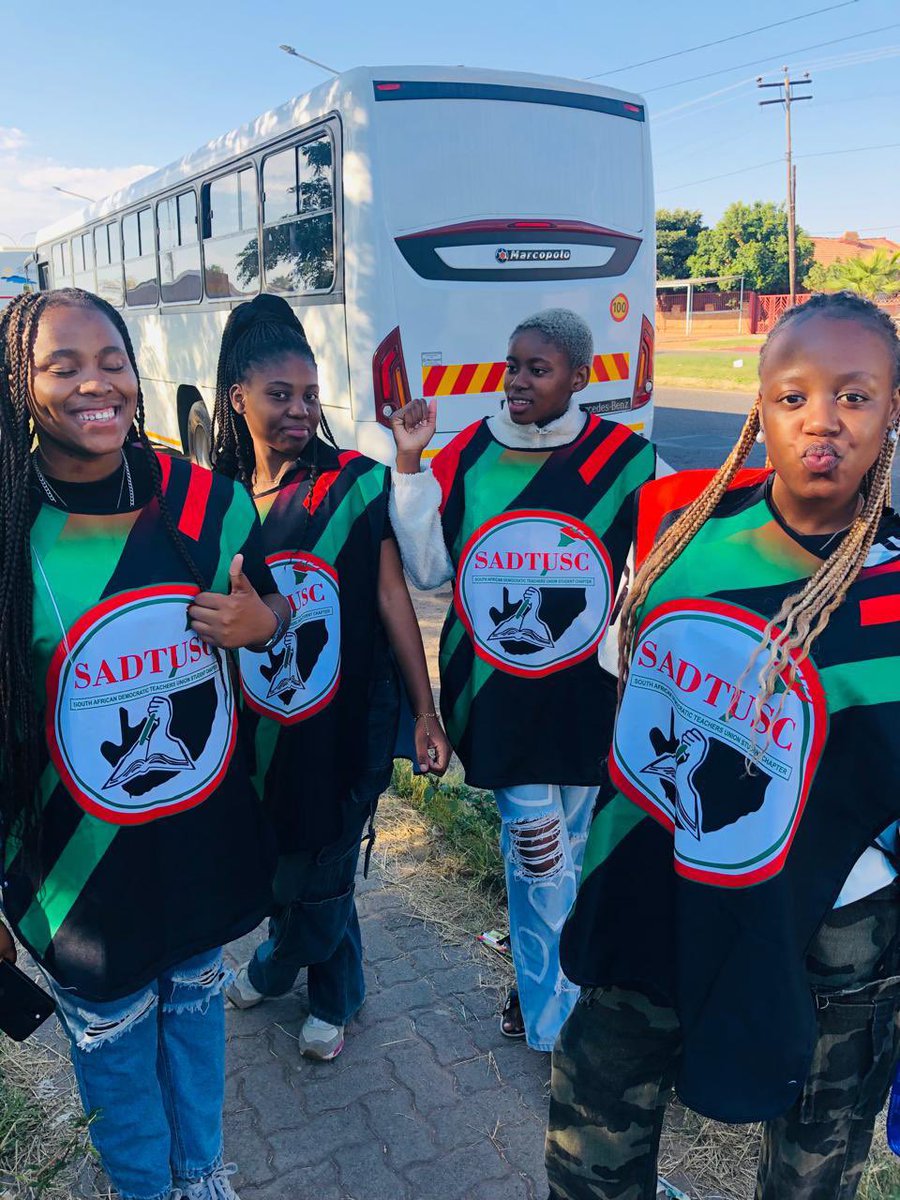 gpsadtusc's tweet image. [In Pictures] Cadres of SADTUSC Gauteng, led by Provincial Convener, Cde Tshiamo Chuma, attended the May Day celebrations in honour of workers, organised by COSATU at the Sharpeville Cricket Pitch, Sedibeng.

Issued by
SADTUSC Gauteng