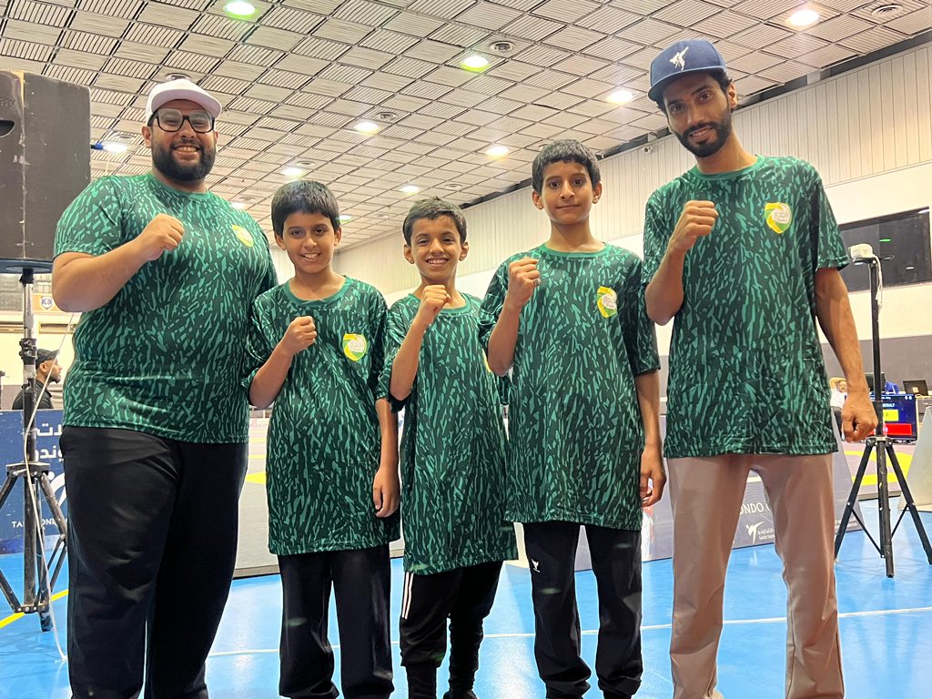 alhejazclub2's tweet photo. يغادر  فريق نادي #الحجاز  للتايكوندو  للمشاركة في بطولة المملكة للبراعم و الناشئين لأندية B 

🏟️ صالة نادي النهضة (الخبر)
📆 من 1 إلى 3 مايو 2025.

بمشاركة اللاعبين : 

١- عبدالله حاتم الغامدي . 
٢- عزام حاتم الغامدي . 
٣- سعود باقيس . 

- المدرب : محمد غرسان الغامدي . 
- الإداري والمشرف : صالح غرسان الغامدي .

#taekwondo