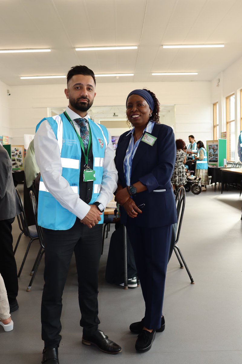 ChallneyBoys's tweet photo. From Music to Maths, History to Computer Science - our Year 8s explored their future pathways tonight.
A big thank you to our staff, students and families for making Options Evening such a success.
#Year8Options #InspiringFutures #ChallneyBoys https://t.co/JiIa6izzaA