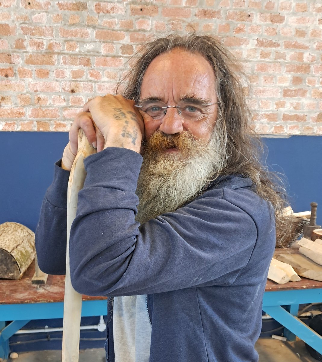 SilbersJames's tweet image. He didn’t just build a bench.
He built momentum.
Now Will’s back—sharing skills, shaping futures, and supporting others on our Greenwood Pathways programme, funded by @ashleyffdn.

#FromBenchToBoss #SilbersCIC #CraftingFutures #BuiltNotBought