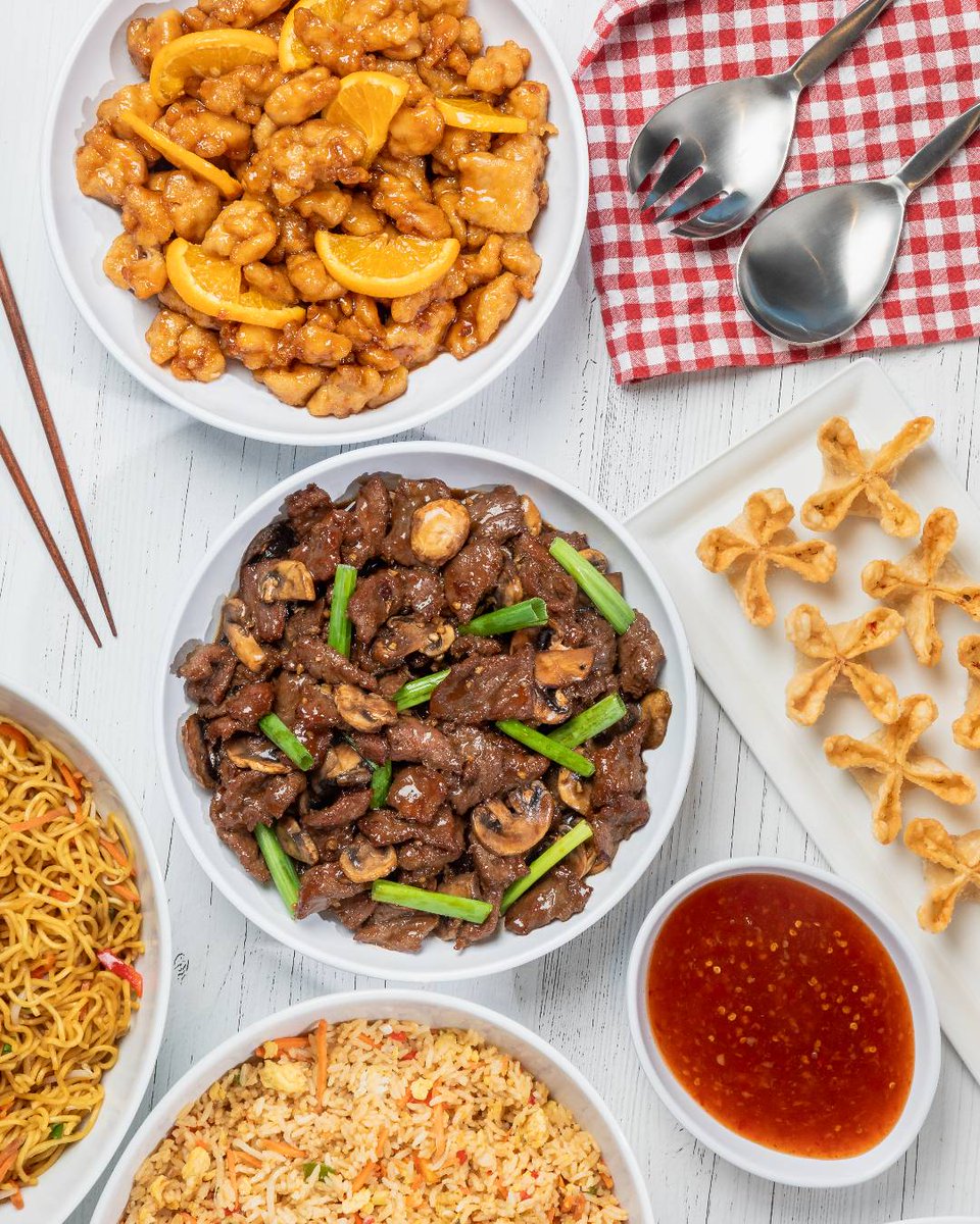 Cater the perfect Wei with Pei Wei! 🎉 Graduation, Mother's Day, Nurse and Teacher Appreciation Week? We’ve got you covered!

From now until June 30th, enjoy 20% off catering orders of $250 or more! Don’t miss out on this amazing deal! Order now!

bit.ly/PeiWeiCatering
