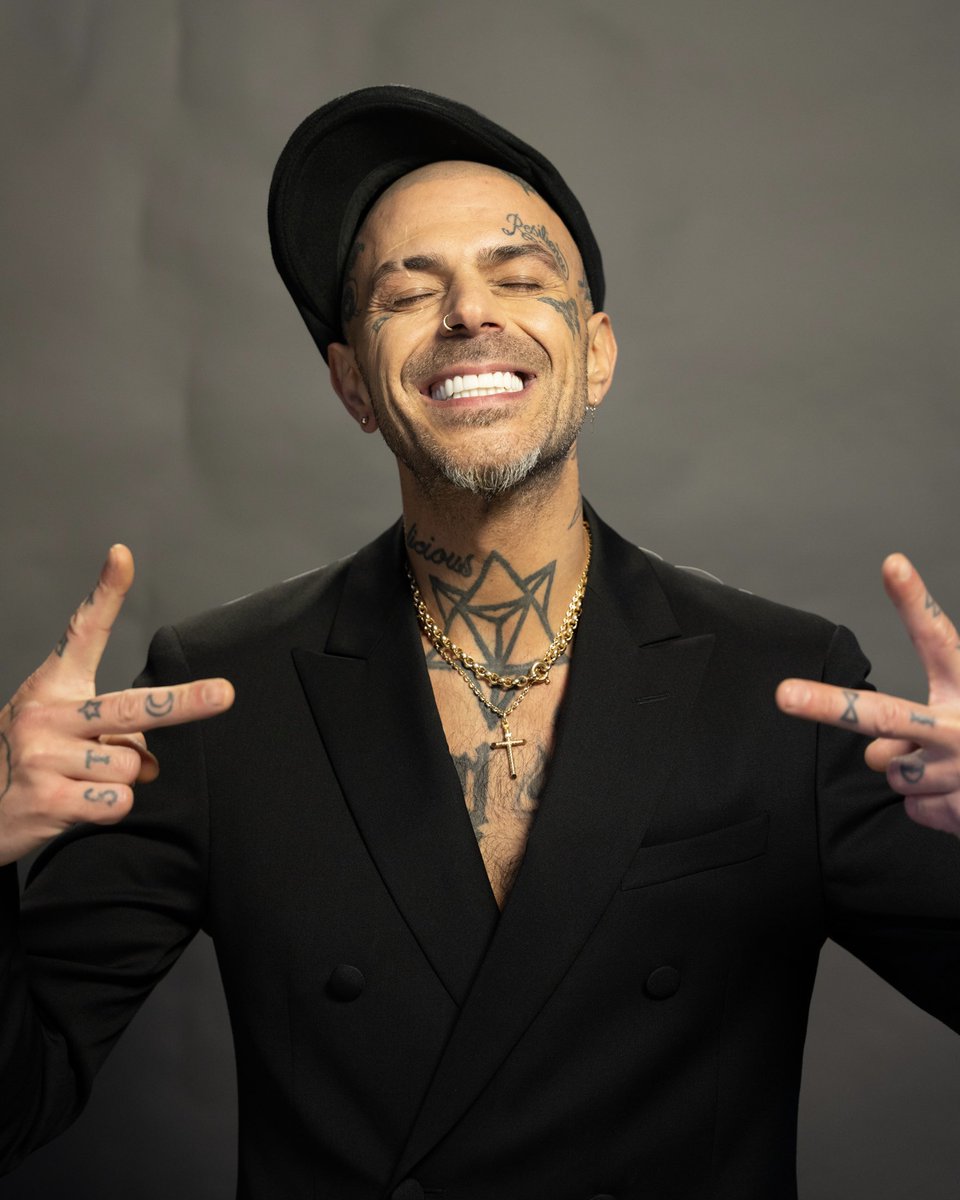itsfiveofficial's tweet photo. Happy #AbzDay! We might not remember what we had for breakfast, but we definitely know every single word of @abzlove’s raps ✌️ @5iveday https://t.co/cjGYFYA0Ra