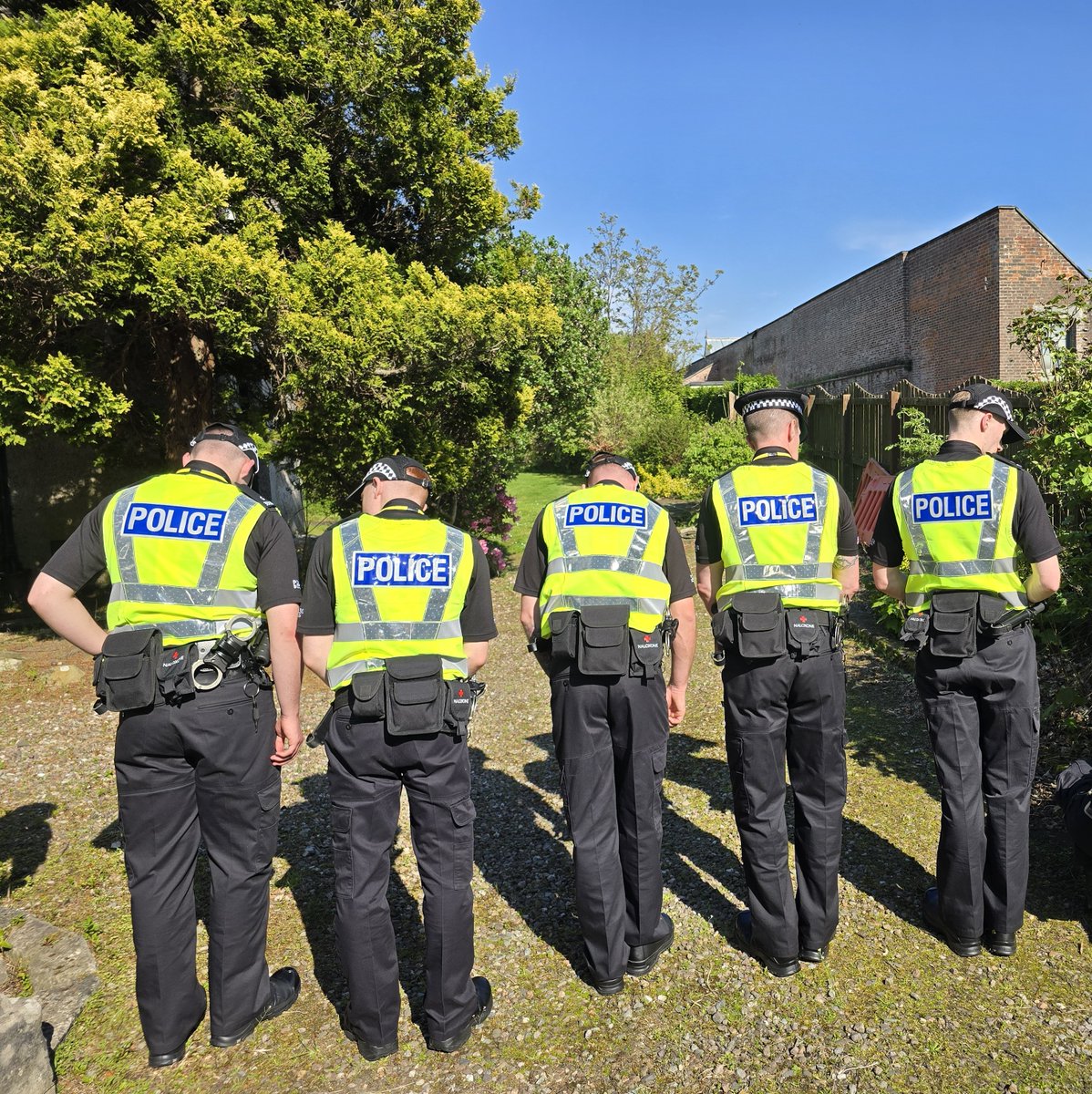 It has been a day of practical exercises for Course 06/24. 

The new officers have been undertaking scenarios on crime and systematic search. 

#LifeOfAProbationer